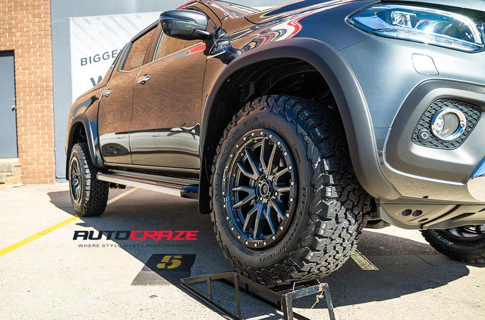 MERCEDES X CLASS REBEL ANTHRACITE CENTER W BLACK LIP